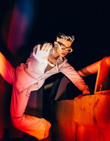 Instagram post by @carlos_20xd