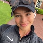 @elinasinz Instagram Profile