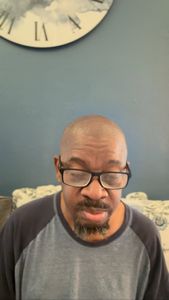 Instagram post by @van_ronnee