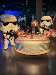 Instagram post by @van_ronnee