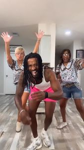 Instagram post by @juicecupbox