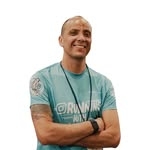 @runningwithlucho Instagram Profile