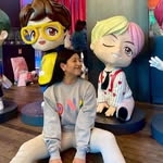 @boymeetsale Instagram Profile