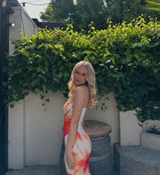 Instagram post by @tazminjennifer