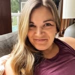 @liz.is.listening Instagram Profile