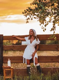 Instagram post by @helenarobezniece