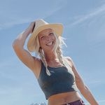 @kristenwhat Instagram Profile