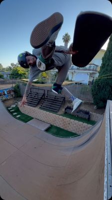 Instagram post by @ianlandi