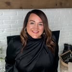 @wilshire_collections Instagram Profile