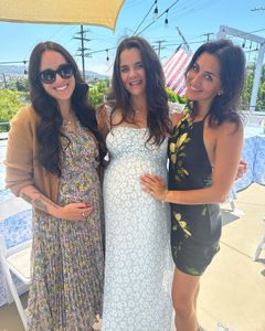 Instagram post by @emilypertzborn