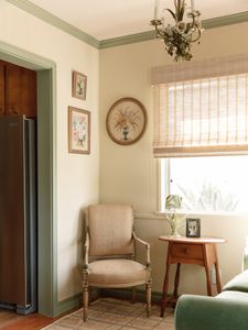 Instagram post by @emilypertzborn