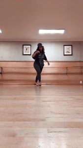 Instagram post by @sourtaps