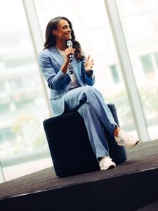 Instagram post by @sydneymclaughlin16