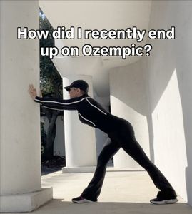 Instagram post by @dolphinine