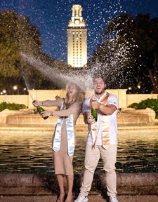 Instagram post by @jennawenaas_