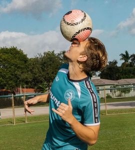 Instagram post by @james.99official