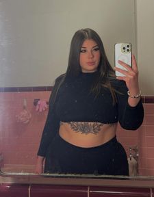 Instagram post by @carriesellers234