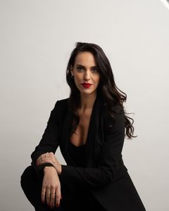 Instagram post by @samiael_luxe_magazine