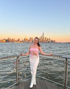 Instagram post by @laura.marie.xo