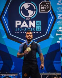 Instagram post by @yanpicapau