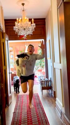 Instagram post by @happilyeveretter