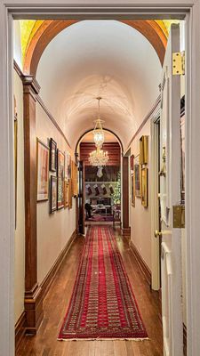 Instagram post by @happilyeveretter