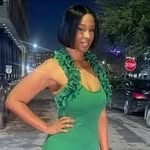 @queendalez Instagram Profile