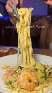 Instagram post by @redhotinchicago