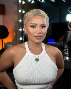 Instagram post by @makeupbydariia