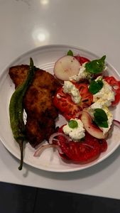 Instagram post by @eatswithelicia