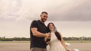 Instagram post by @kaylaweiser