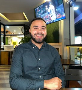 Instagram post by @glowinwithanthony