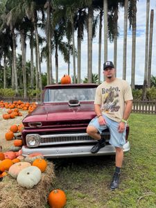 Instagram post by @whitechocolateboxing