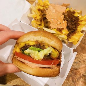 Instagram post by @mirooyeats