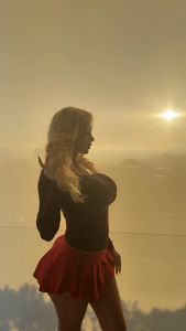 Instagram post by @nicshea_