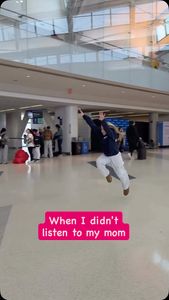 Instagram post by @leia_goldstein