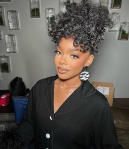 Instagram post by @makeupbyretro