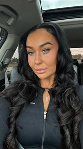 Instagram post by @carlyycamilla