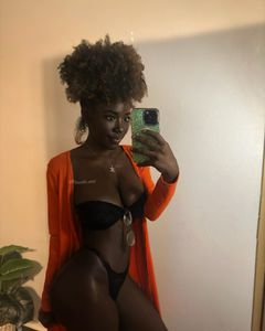 Instagram post by @lazelle.doll