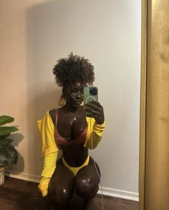 Instagram post by @lazelle.doll