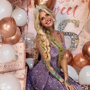 Instagram post by @car0lynr0se