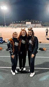 Instagram post by @missyred