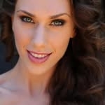 @cassandrabankson Instagram Profile