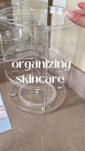 Instagram post by @skinbyrileyb