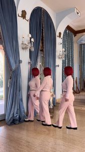 Instagram post by @lilygaladzhyan