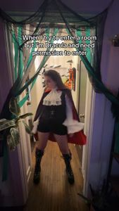 Instagram post by @soundproofliz