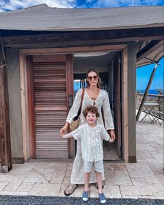 Instagram post by @elizabethariola