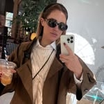 @elizabethariola Instagram Profile