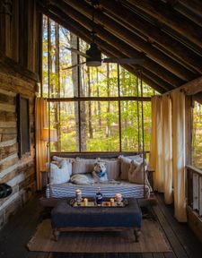 Instagram post by @roadtrip.ranger