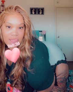 Instagram post by @plussize_skye